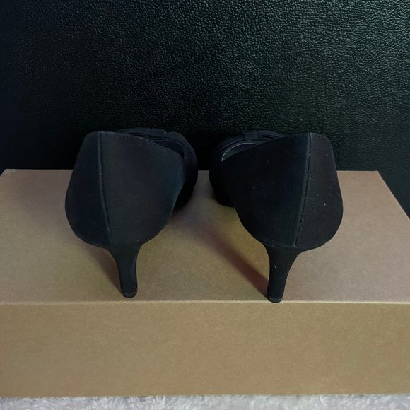 Black Linen Heels with Asymmetric Bow - Picture 4 of 6
